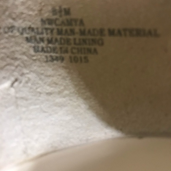 SHOES 🤑🤑USED CHLOE OPEN TOE HEELS CREAM PATENT - Picture 7 of 11